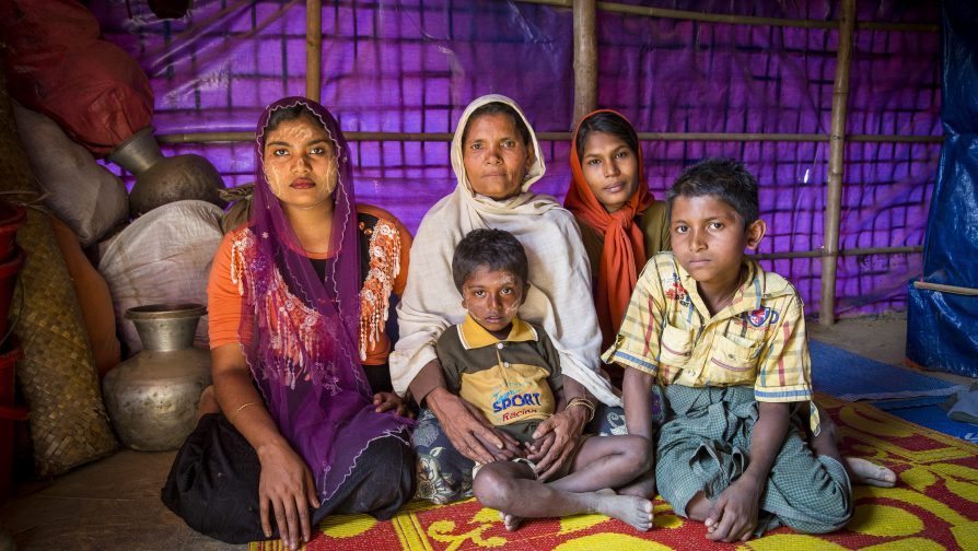 Rohingya-enker er bekymrede for deres familiers fremtid