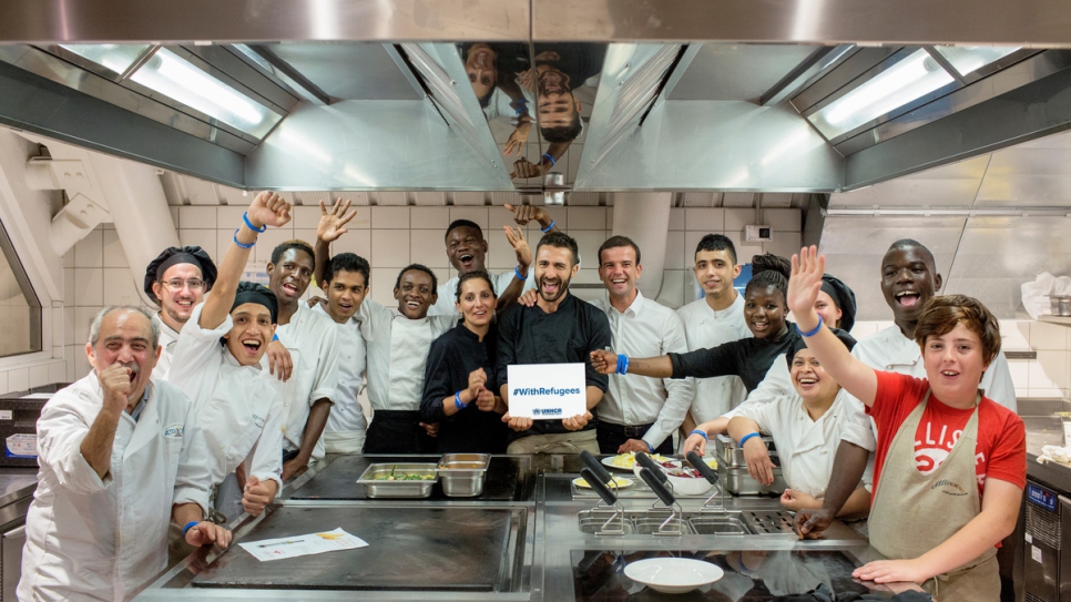 Unhcr Refugee Chefs Serve Up Success At Food Festival 7211