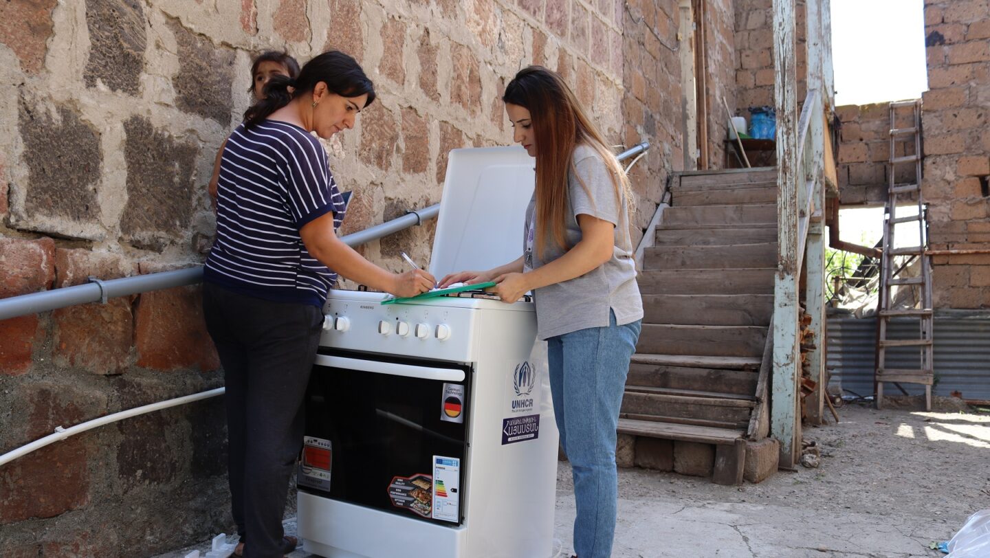 Mission Armenia NGO_NFI distribution in communities