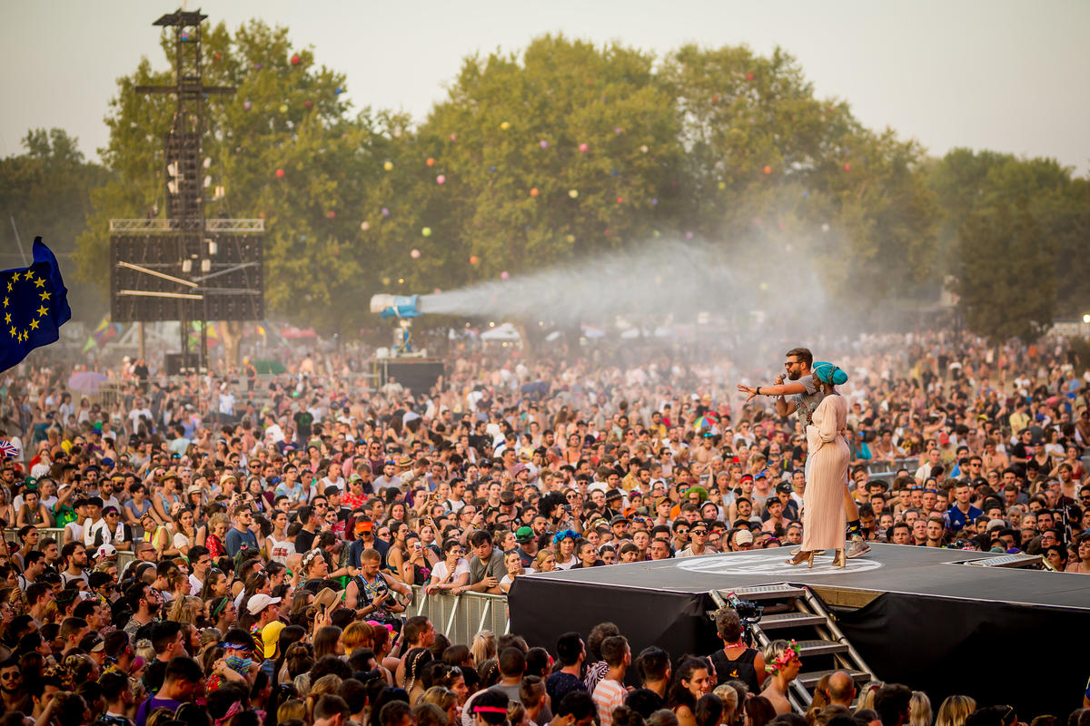 Hungary. Emi Mahmoud  perrms at the Sziget Festival