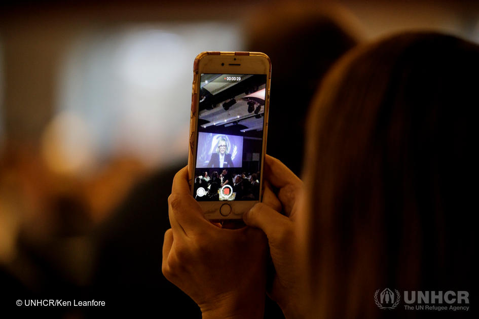 Mobile platforms can give refugees access to vital information