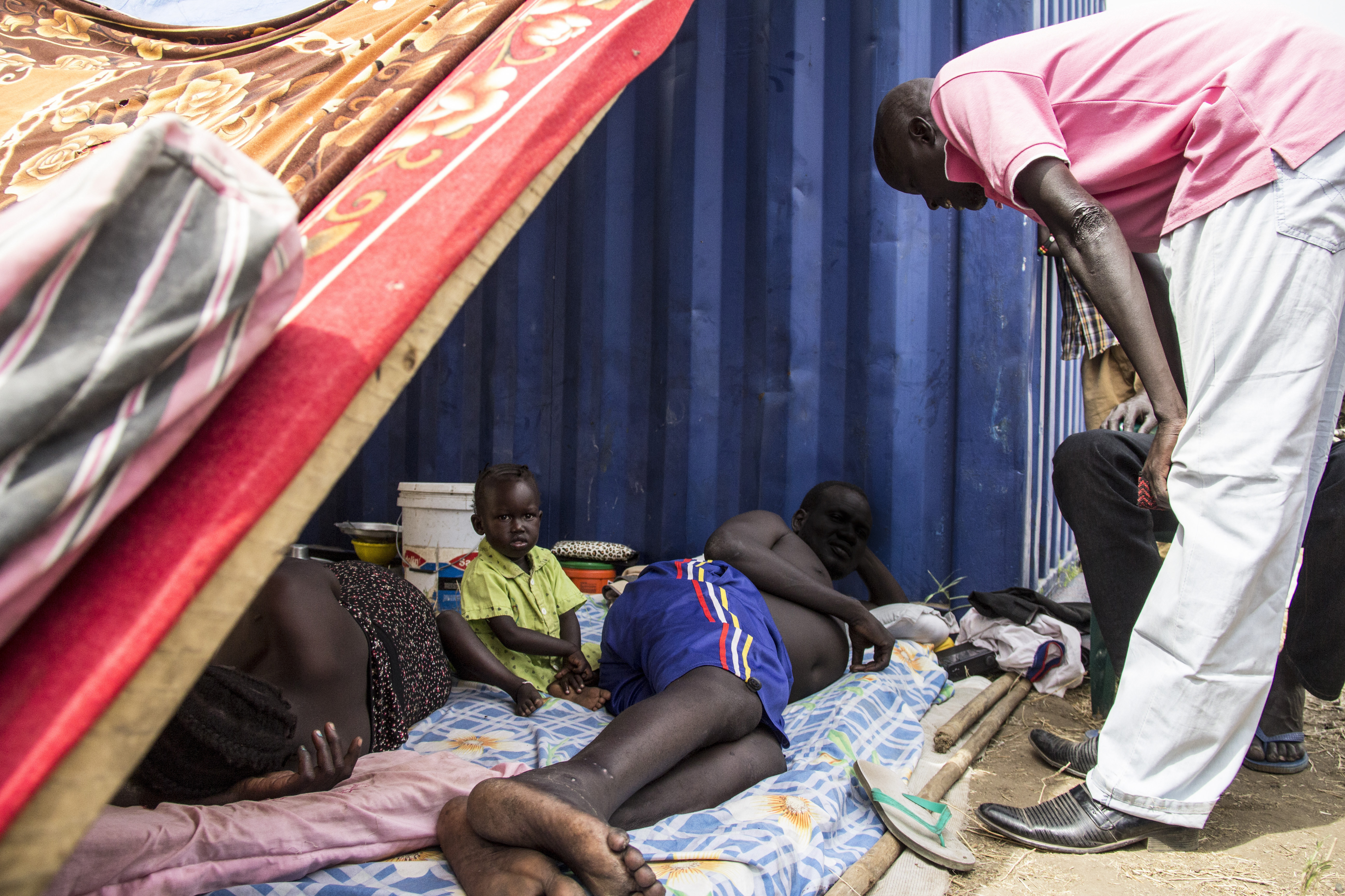南苏丹男子在自己的家园变成「难民」
