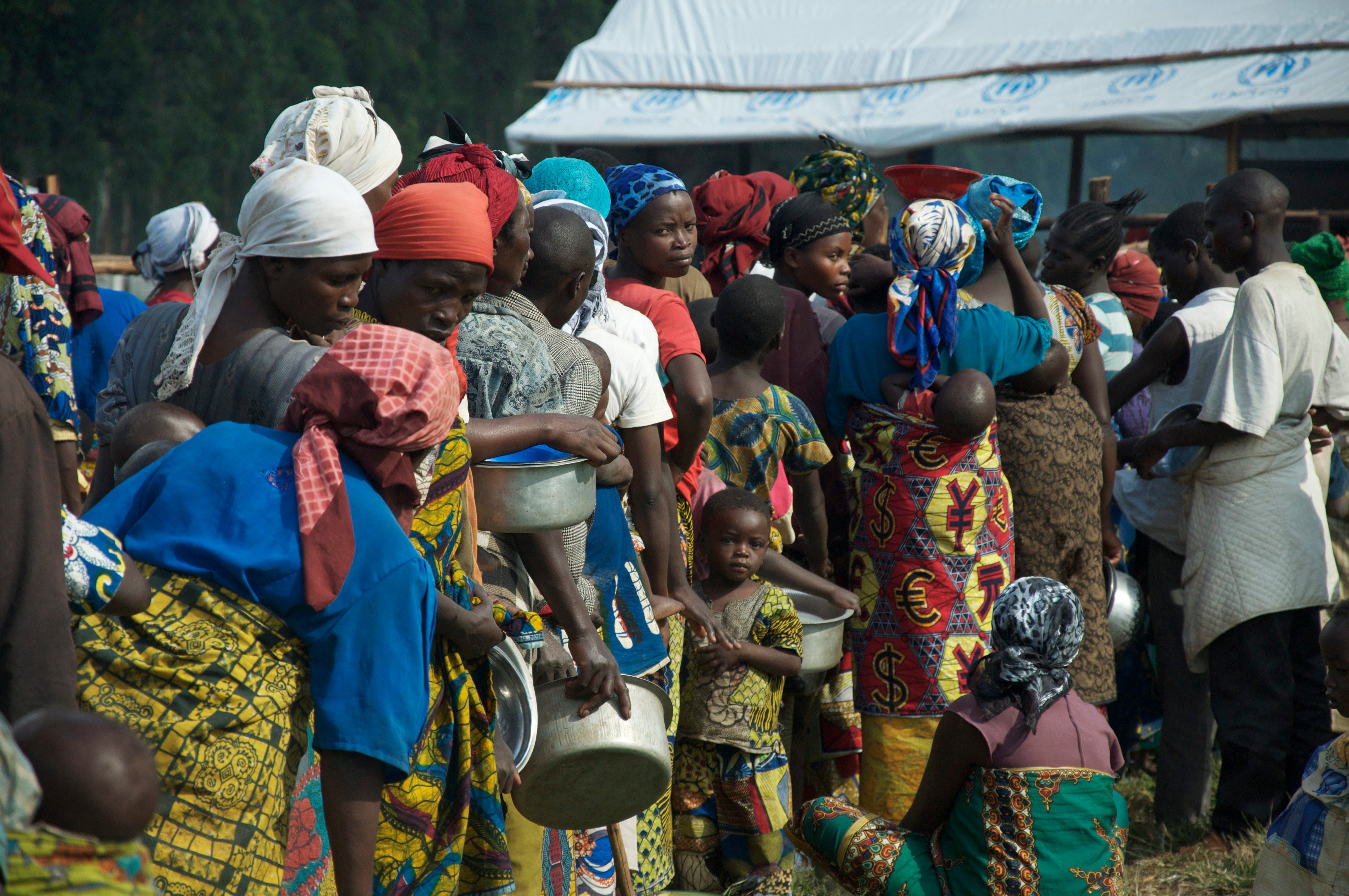 联合国难民署赶紧为6万6千名拥至乌干达西部的刚果难民施予援手