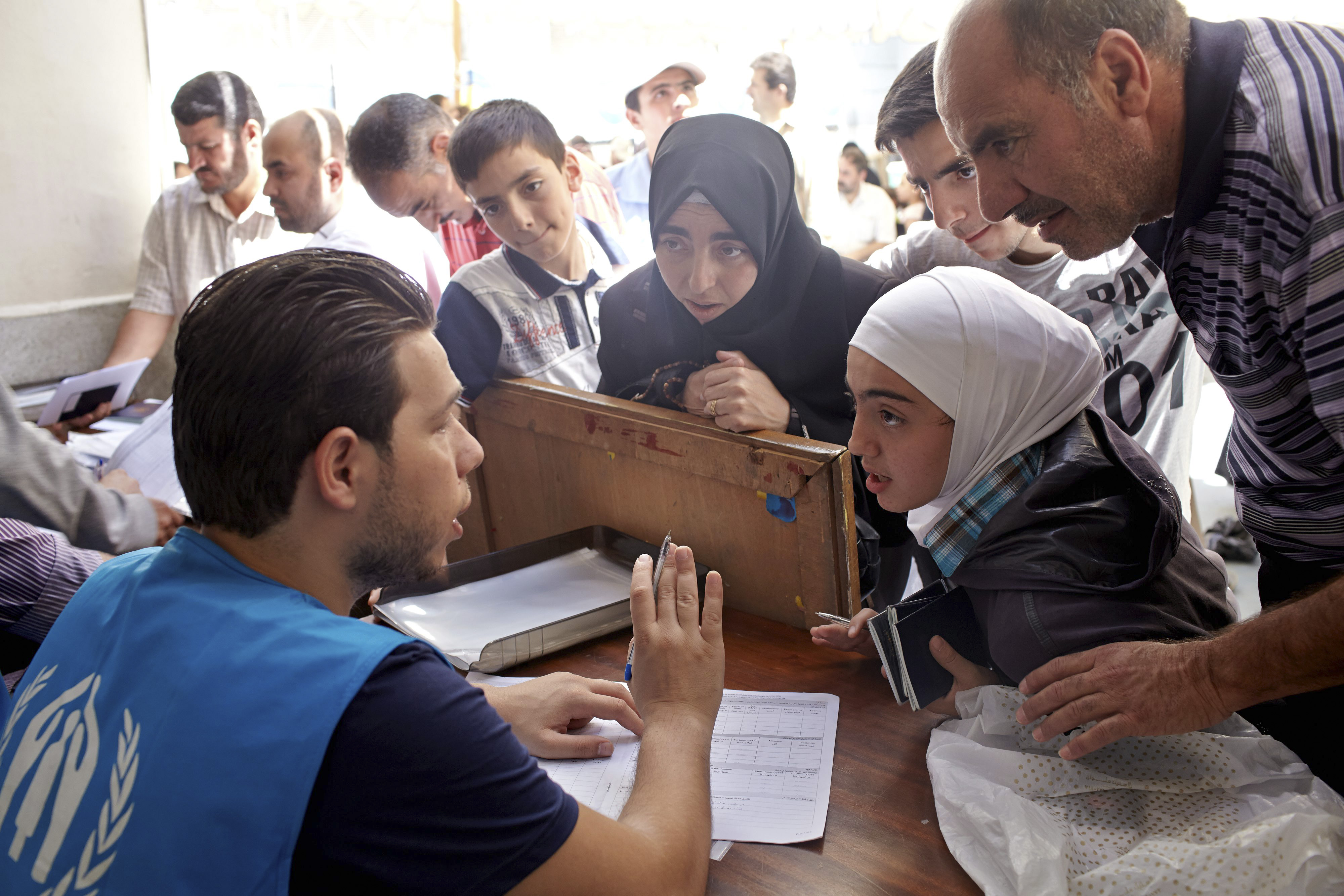联合国难民署计划聘请顶尖而年轻的专业人​​士