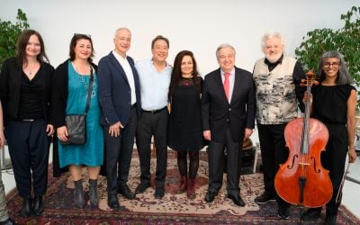 联合国秘书长古特雷斯到访以难民和大提琴家马友友为主角的音乐工作坊