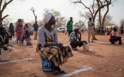 联合国难民署和世界粮食计划署警告：新冠肺炎疫情加剧了粮食短缺，非洲难民面临饥饿和营养不良