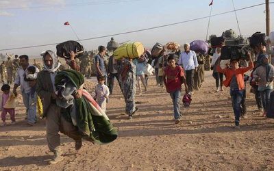 H Υ.Α. εντείνει την παροχή βοήθειας, καθώς 130.000 Σύροι πρόσφυγες καταφεύγουν στην Τουρκία