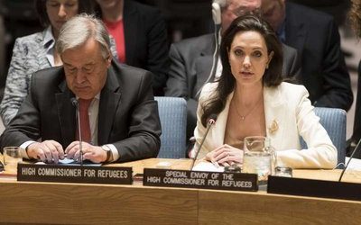 Ο Ύπατος Αρμοστής Antonio Guterres και η Angelina Jolie Pitt μιλούν για τη Συρία στο Συμβούλιο Ασφαλείας του ΟΗΕ