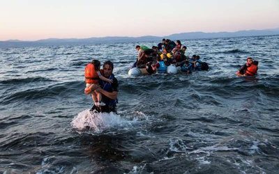 Η Ύπατη Αρμοστεία προειδοποιεί για την επιδείνωση της προσφυγικής κρίσης στην Ελλάδα και κάνει έκκληση για επείγουσα και γενναία δράση