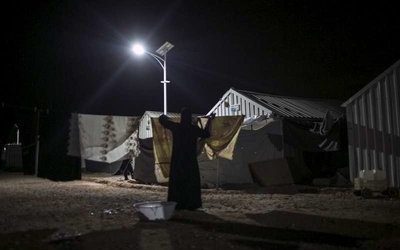 Εκστρατεία του ΙΚΕΑ συγκέντρωσε 30,8 εκατ. ευρώ για Ανανεώσιμες Πηγές Ενέργειας για τους πρόσφυγες