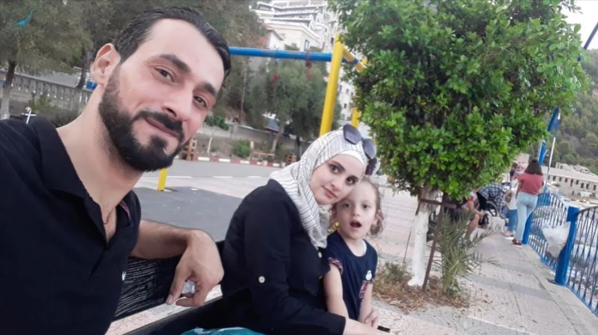 Mohammad Adam, originally from rural Damascus, with his wife and daughter in Algiers, Algeria_UNHCR_Mohammad Adam
