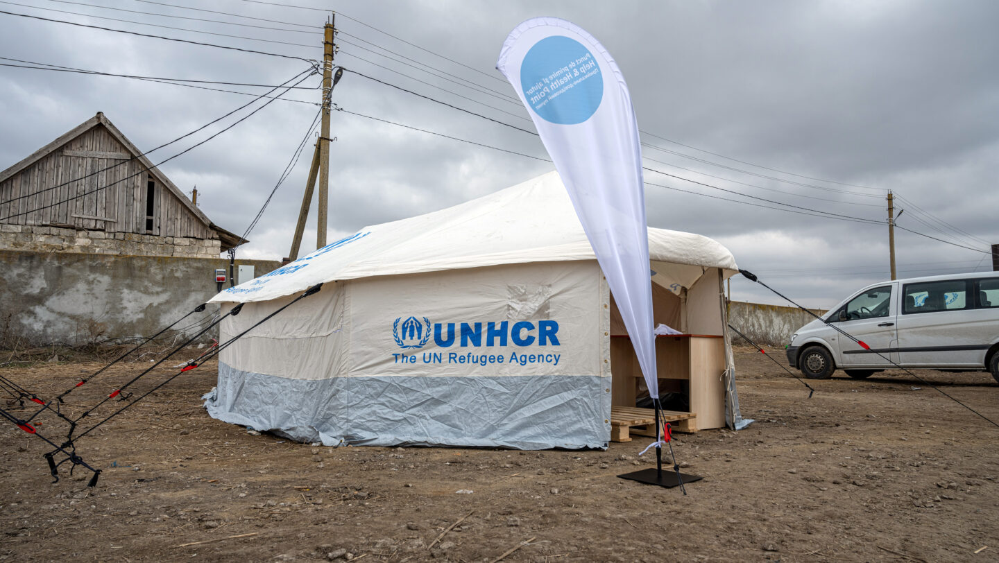 Romania. UNHCR helps people fleeing Ukraine move on from Moldova to safety in Romania