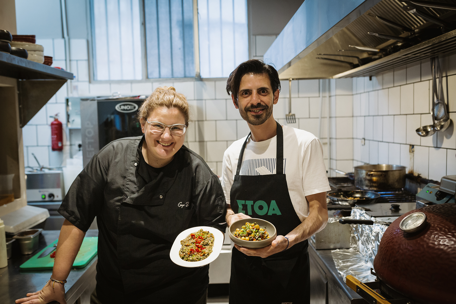 Cooking #WithRefugees: A flavourful counternarrative | Athens Insider