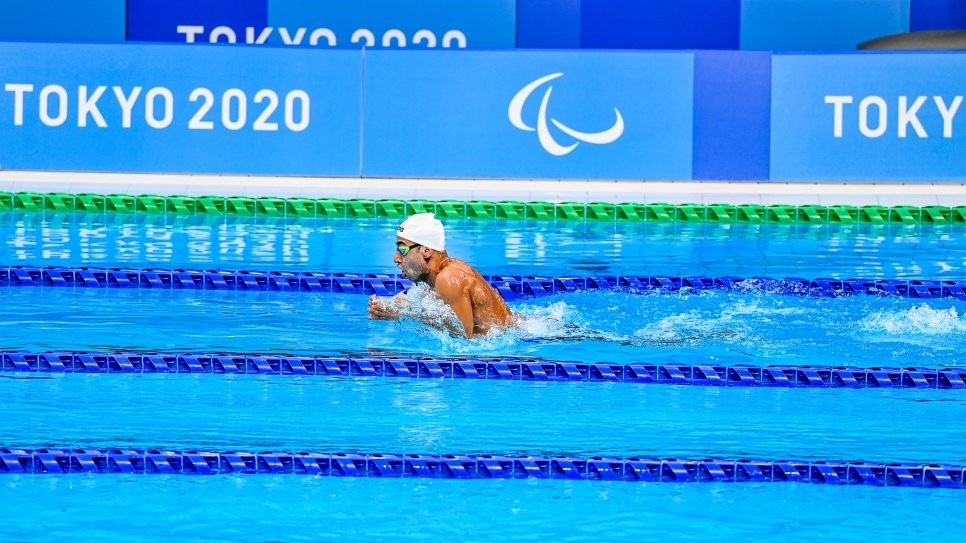作為兩屆殘奧選手的敍利亞難民Ibrahim Al Hussein在日本東京水上運動中心參加殘疾人士游泳比賽。 © James Varghese/IPC