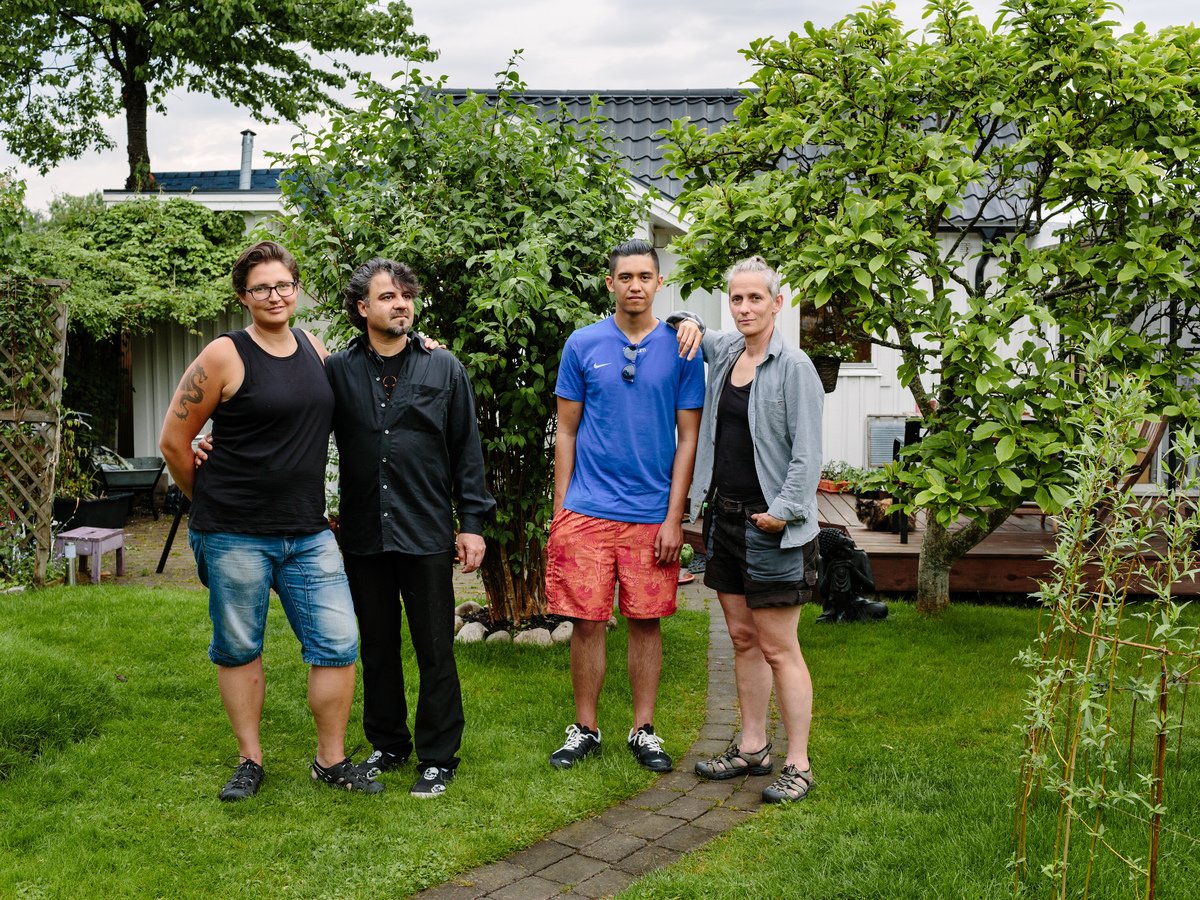 Swedish same-sex couple welcome Muslim family | UNHCR India