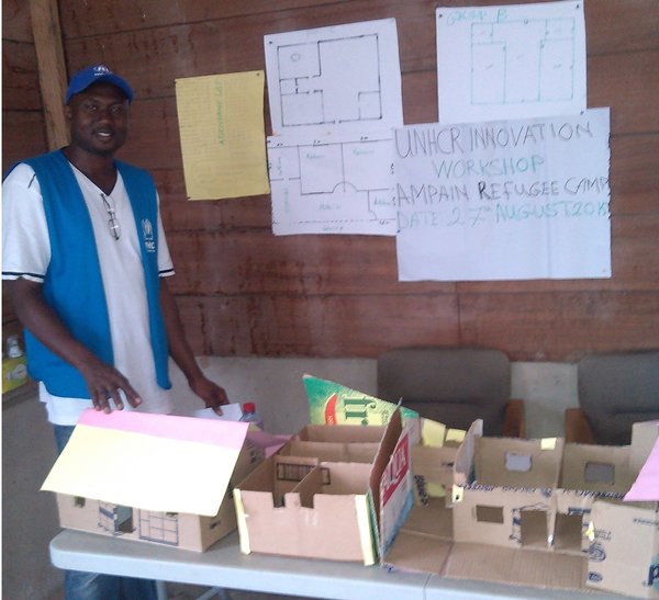 Innovation Fellow Yusif holds a brainstorming workshop with refugees in Ghana.