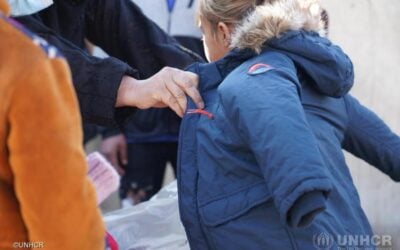 UNHCR receives clothing donation from H&M for people forced to flee