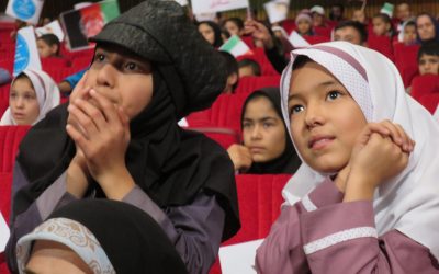 شادی و خنده برای کودکان پناهنده افغانستانی در برنامه حمایت از کودکان پناهنده