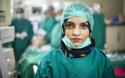 یک پزشک افغانستانی در پاکستان برنده جایزه منطقه‌ای نانسن پناهندگان شد