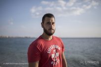 Il bagnino siriano che salva le persone in pericolo sulla costa greca