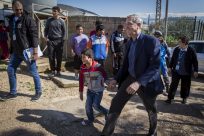 Bisogna continuare a sostenere il Libano, dice l’Alto Commissario per i Rifugiati