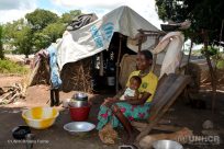 Gli abitanti dei villaggi della Repubblica Centrafricana condividono quel poco che hanno con i rifugiati