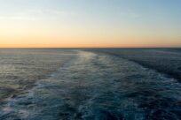 L’ennesima tragedia al largo della costa atlantica del Nord Africa ci ricorda la pericolosità dei viaggi in mare