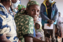 Una rifugiata centrafricana è entusiasta di ricongiungersi con amici e familiari al suo ritorno a casa