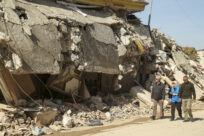 In visita nelle aree devastate dal terremoto in Turchia e Siria, l’Alto Commissario Filippo Grandi chiede di assicurare maggiore sostegno ai sopravvissuti