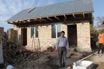 UNHCR、冬を目前にキルギスでシェルター建設完了する