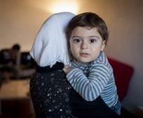 シリア難民が避難時に直面する危険を憂慮　国境解放を国際社会に要請