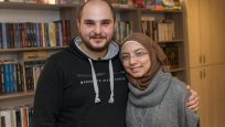 本好きのシリア人のために－イスタンブールにアラビア語図書館を開設