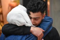 シリア難民の青年、ドイツで家族と再会し数年の願いかなう