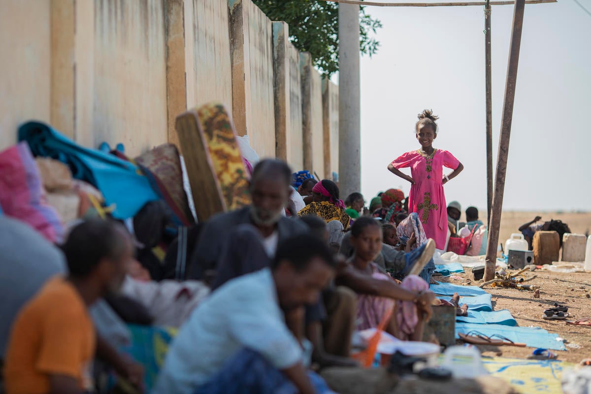 Sudan. High Commissioner visits Ethiopian refugees in Eastern Sudan