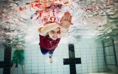 Taking the plunge: Swimming lessons help integration in Norway