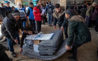 UNHCR ondersteunt noodhulpacties voor overlevenden van aardbeving in Turkije en levert hulp in Syrië