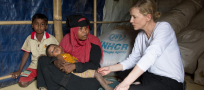 UNHCR Ambassador Cate Blanchett warns of “race against time” to protect Rohingya refugees from monsoon rains