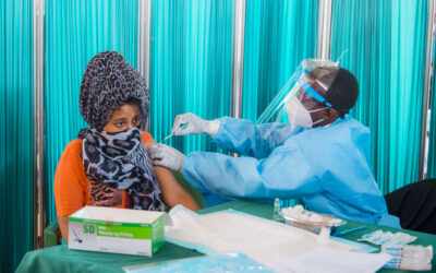 First refugees receive COVID-19 vaccinations in Rwanda