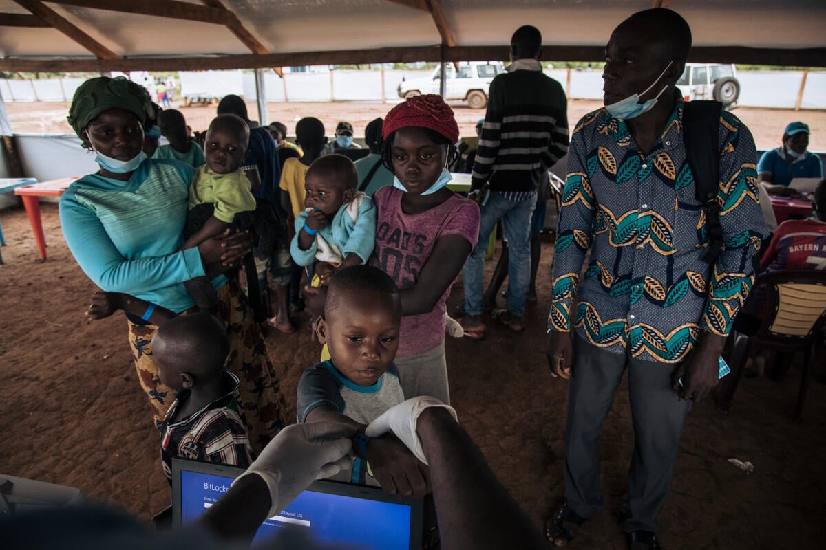 Hopeful Central African Refugees Return Home From DR Congo | UNHCR