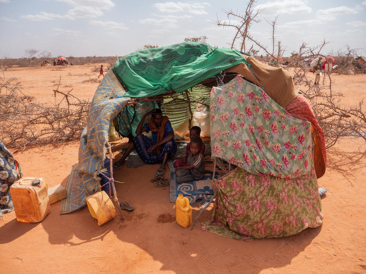 Somalis abandon their homes in search of food, water and aid as drought ...