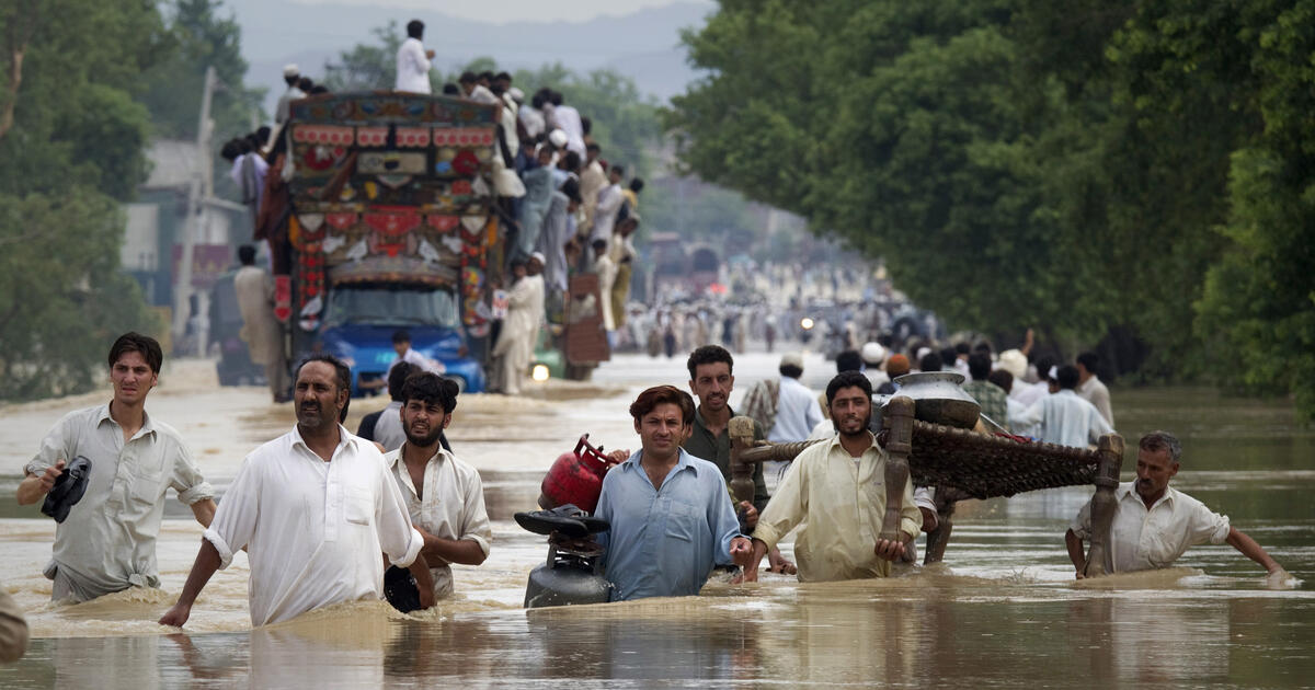 Pakistan's hopes of hosting home Tests dented as ten Sri Lanka