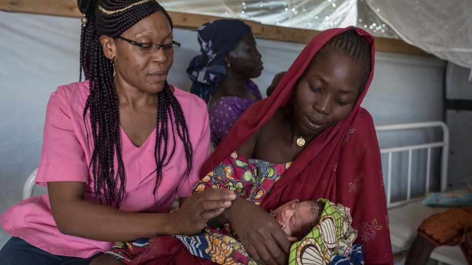 UNHCR - UNHCR pledges aid to thousands displaced in Lake Chad Basin