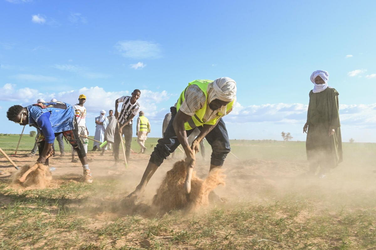 Mauritania. Refugee fire brigade founder honoured for environmental activism